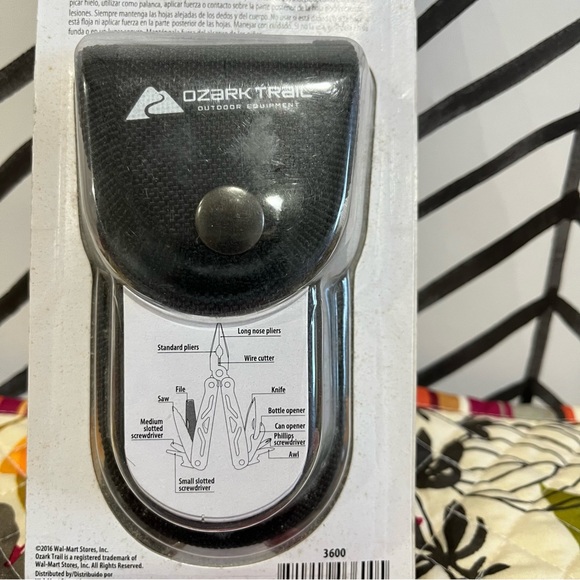 NWT Ultimate Outdoor Enthusiast Gadget Bundle - Picture 8 of 15